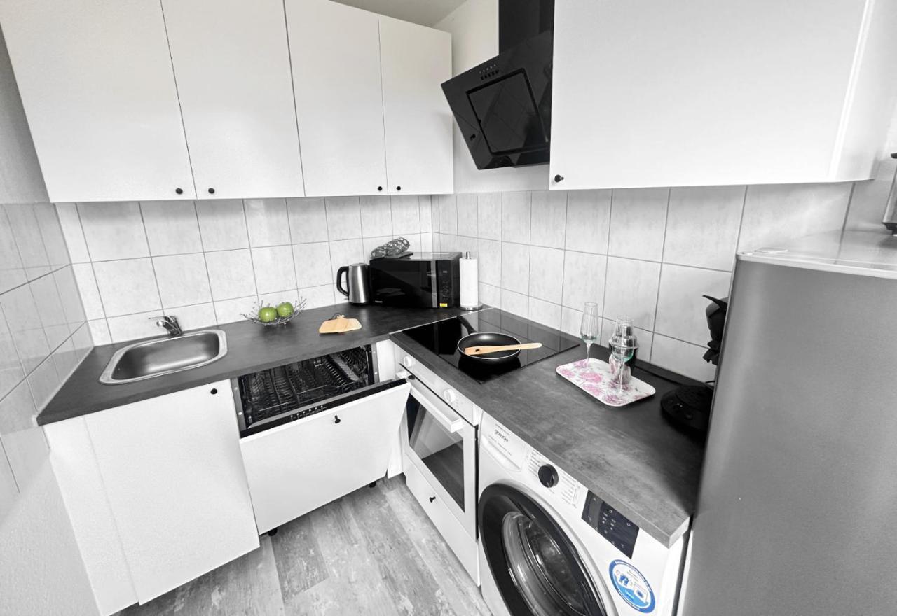 Vaz Apartments Essen, Kueche, Wlan, Tv, Netflix, Ca 15 Min Messe U Hbf Exterior photo