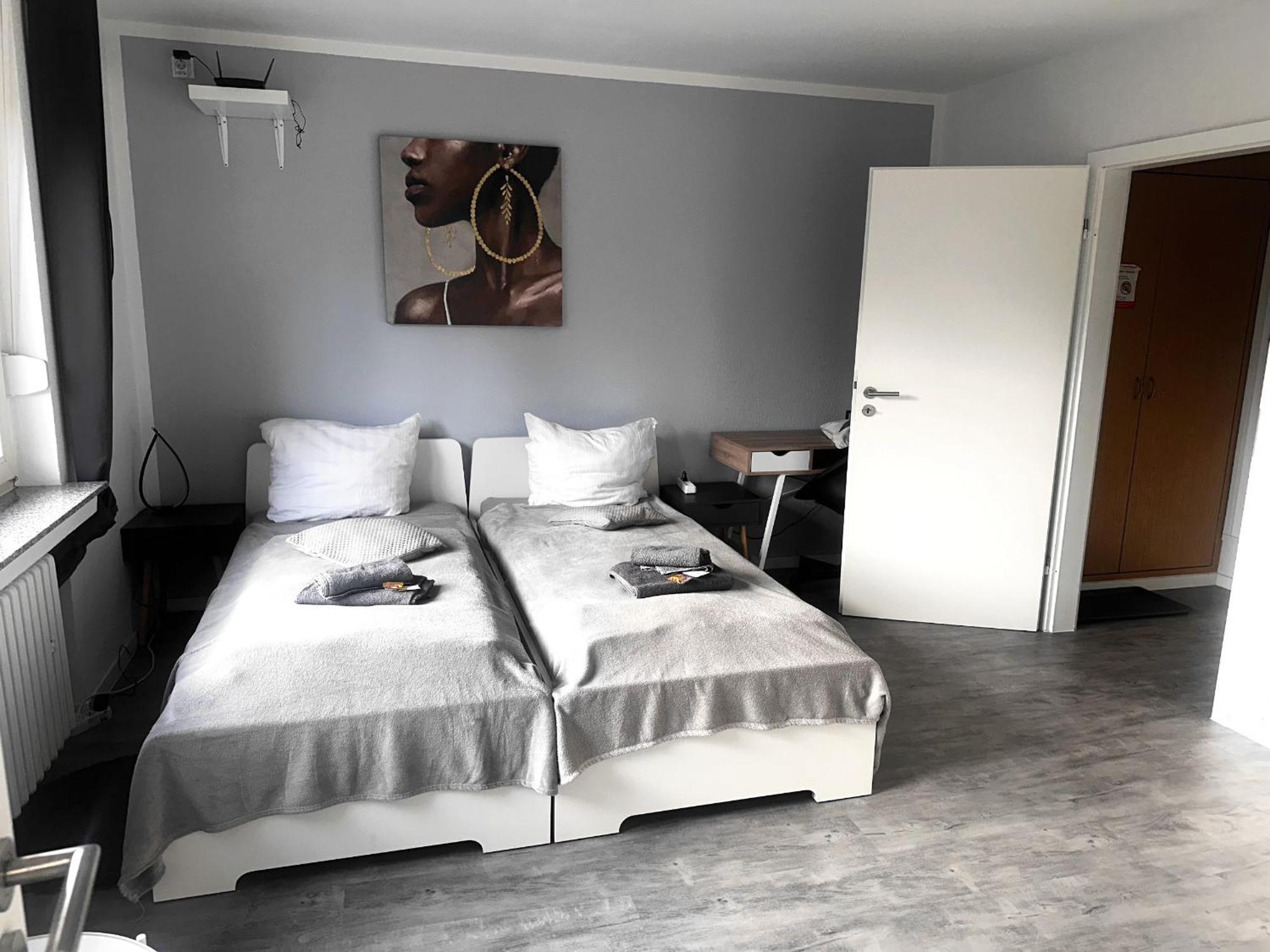 Vaz Apartments Essen, Kueche, Wlan, Tv, Netflix, Ca 15 Min Messe U Hbf Exterior photo