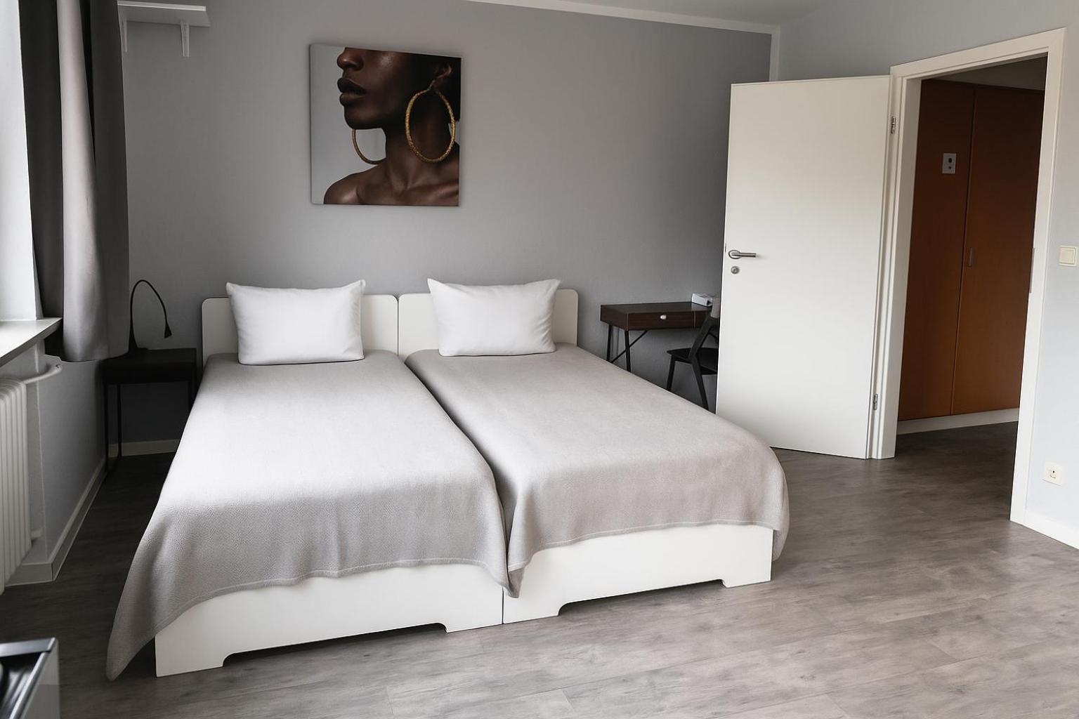Vaz Apartments Essen, Kueche, Wlan, Tv, Netflix, Ca 15 Min Messe U Hbf Exterior photo